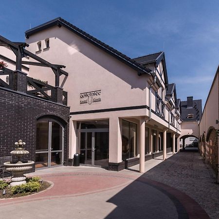 Hotel Gosciniec Kasztel U Gostla à Murowana Goślina Extérieur photo